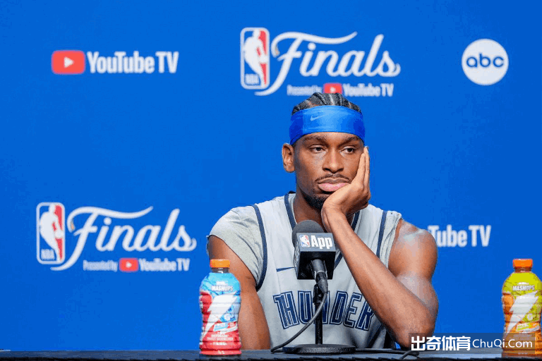 詹姆斯轻松,完成篮下上,篮得分及追,赢彩网,彩票平台,在线投注,安全购彩,彩票预测