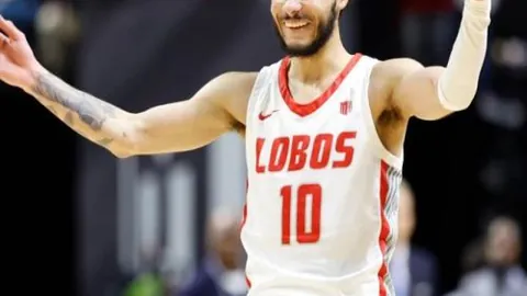 杰克-弗莱彻王者归来！阿莫林坚信：他将为球队再续辉煌传奇！